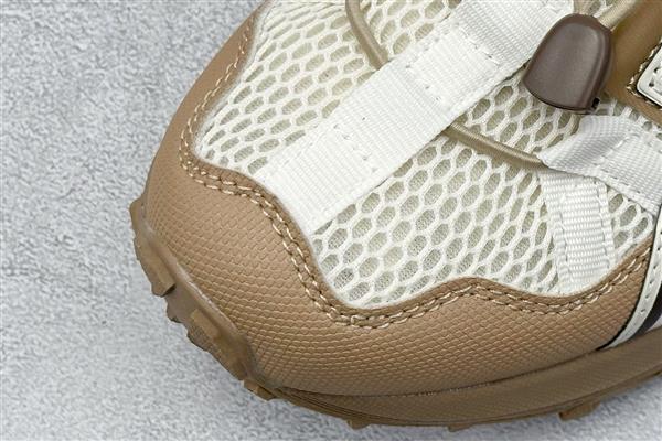 20251128161835381 240